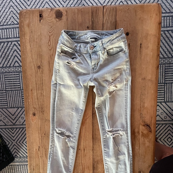 American Eagle Size 0:  women's jeans and khaki in a skinny cut. - Picture 3 of 9